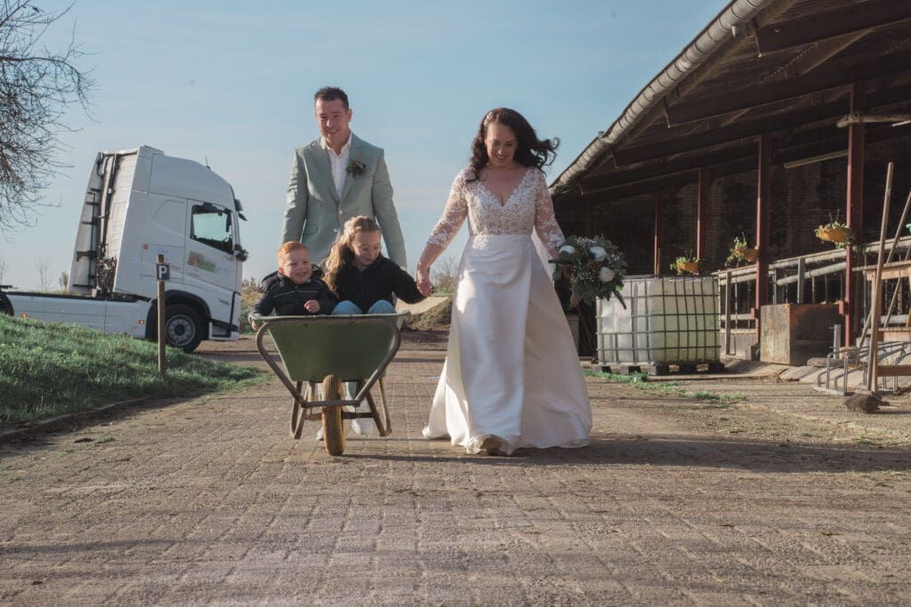 Trouwreportage boerderij Genaenhof in Limburg